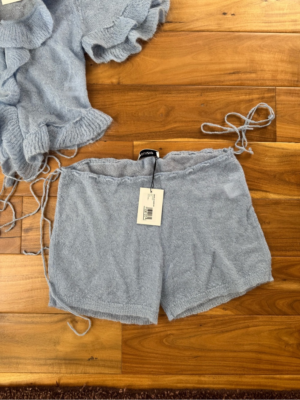 NWT Guizio blue ruffle knit short set - Picture 5 of 6